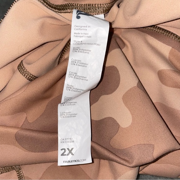 Fabletics Tan Camo Women's Leggings - Picture 4 of 7
